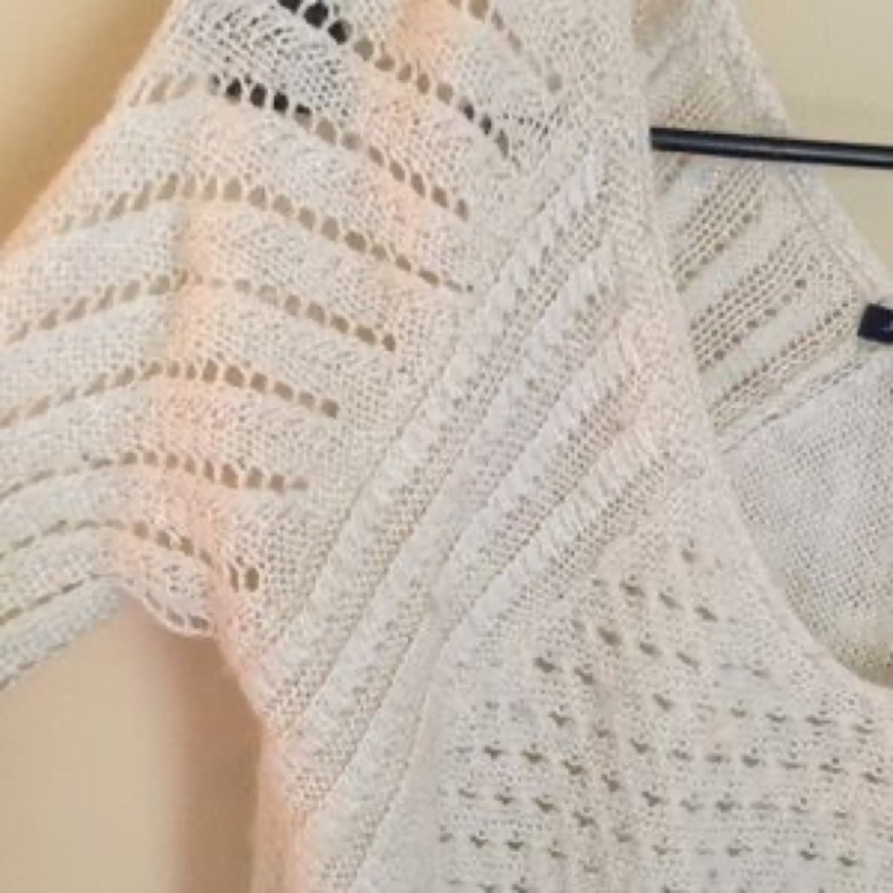 Cream American Eagle Sweater - Picture 3 of 4